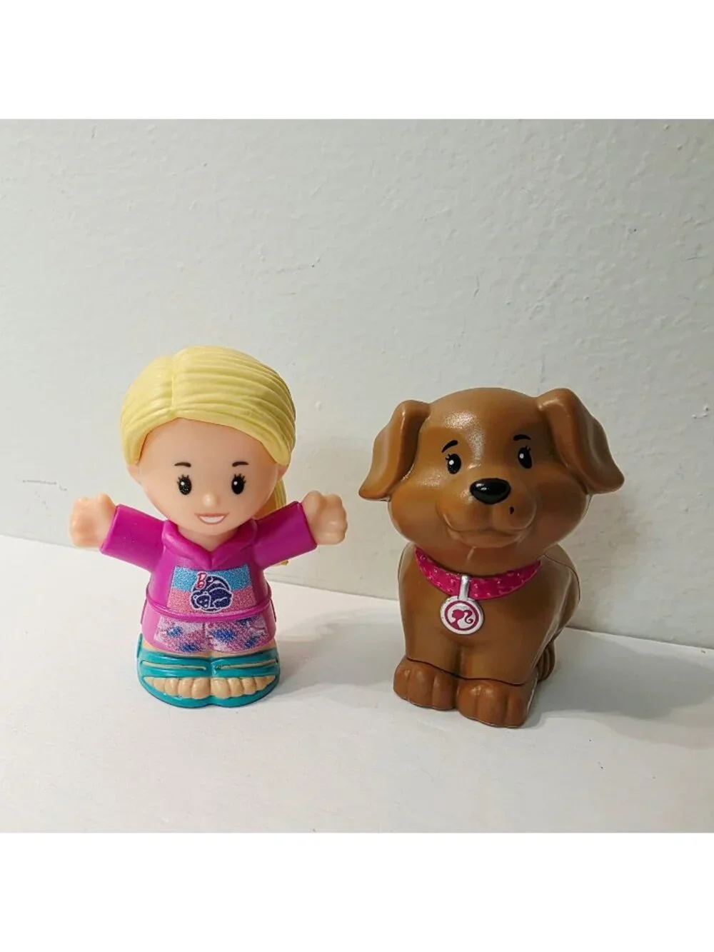 2 Fisher Price Little People RV Barbie Replacement Figures Blonde Girl Puppy Dog